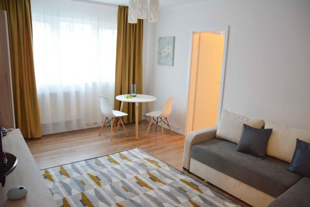 Smp Apartment ティミショアラ エクステリア 写真